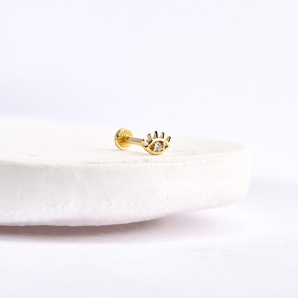14 Ayar Altın Taşlı Göz Minimal Tragus Pırlanta Piercing