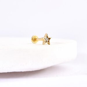 14 Ayar Altın Taşlı Çiçek Motifli Minimal Tragus Pırlanta Piercing