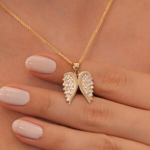 Altın Melek Kanadı Kolye – Kristal Taşlı Koruyucu Melek Kolyesi